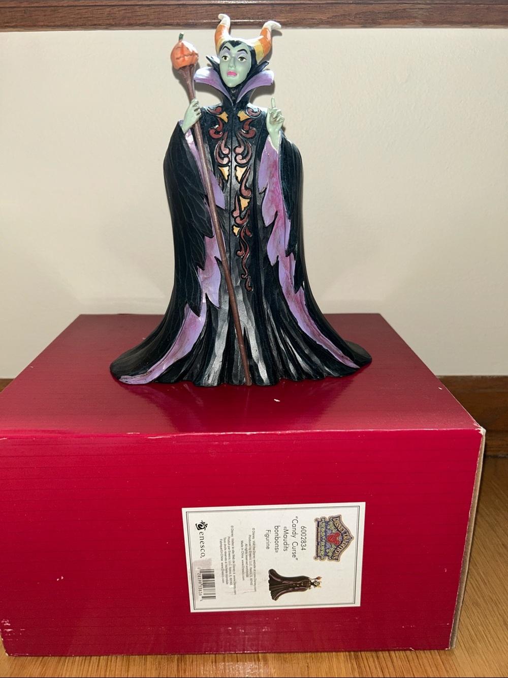Jim Shore Disney Traditions Enesco Maleficent Candy Curse Halloween Figurine